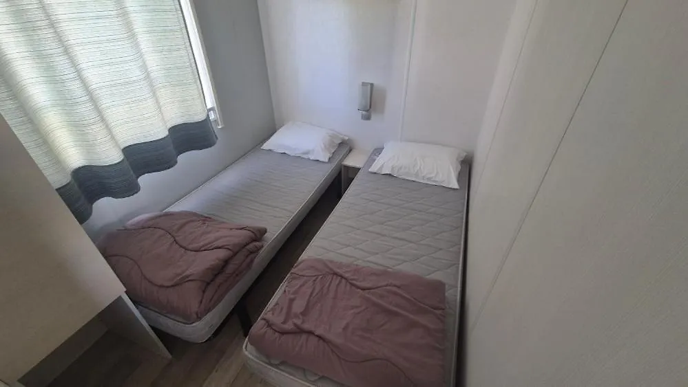 Magnifique Mobilhome Au Camping Le Chateau De Galaure Chateauneuf-de-Galaure